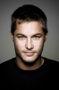 photo Travis Fimmel